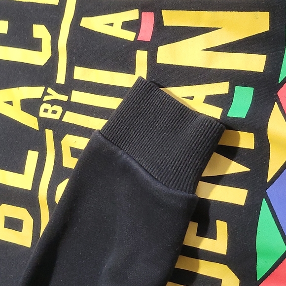 ✊HGCApparel.com Sweater - Picture 6 of 9